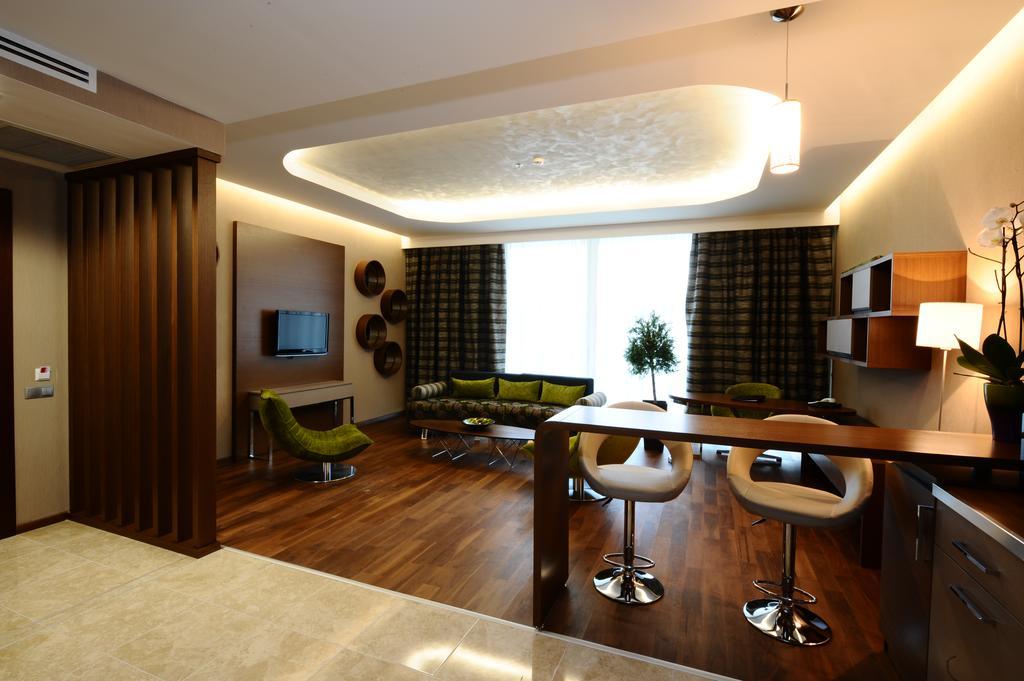 מלון Ramada By Wyndham