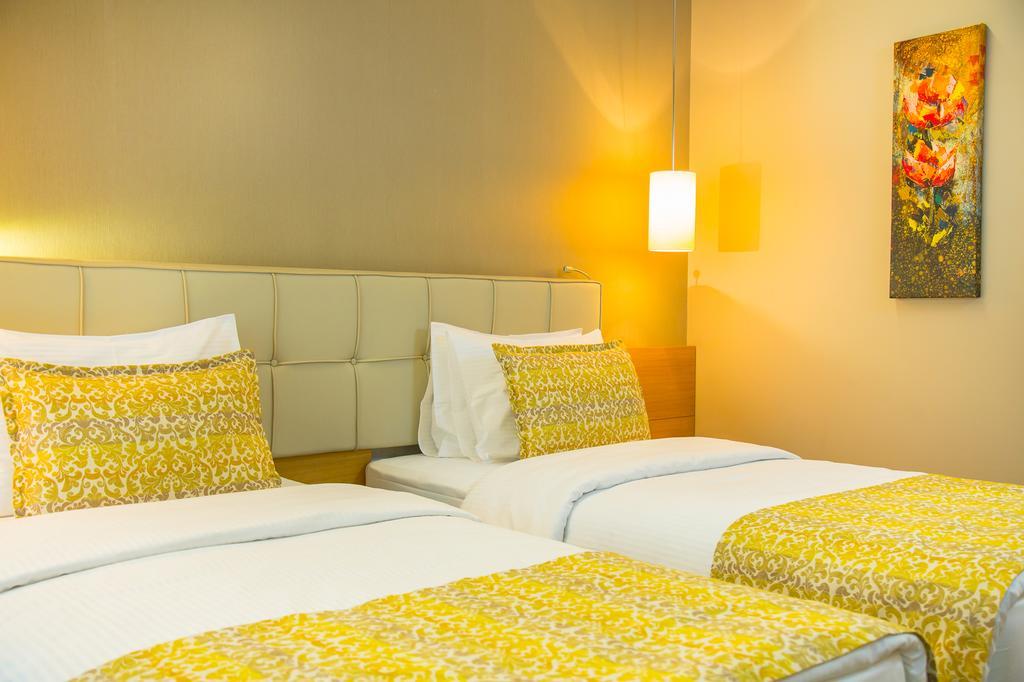 Ramada By Wyndham 4* פודגוריצה