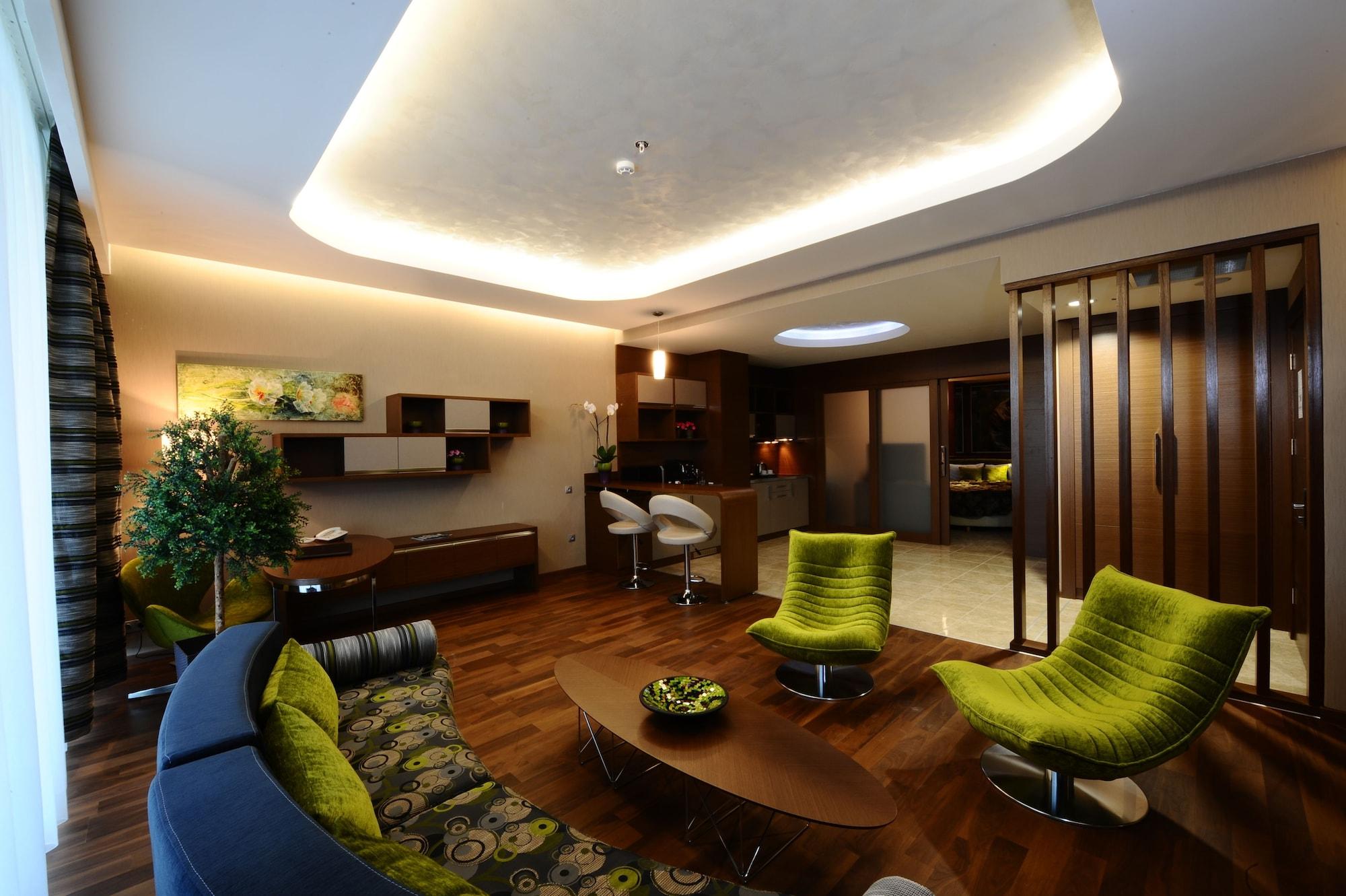 Ramada By Wyndham 4* Podgorica