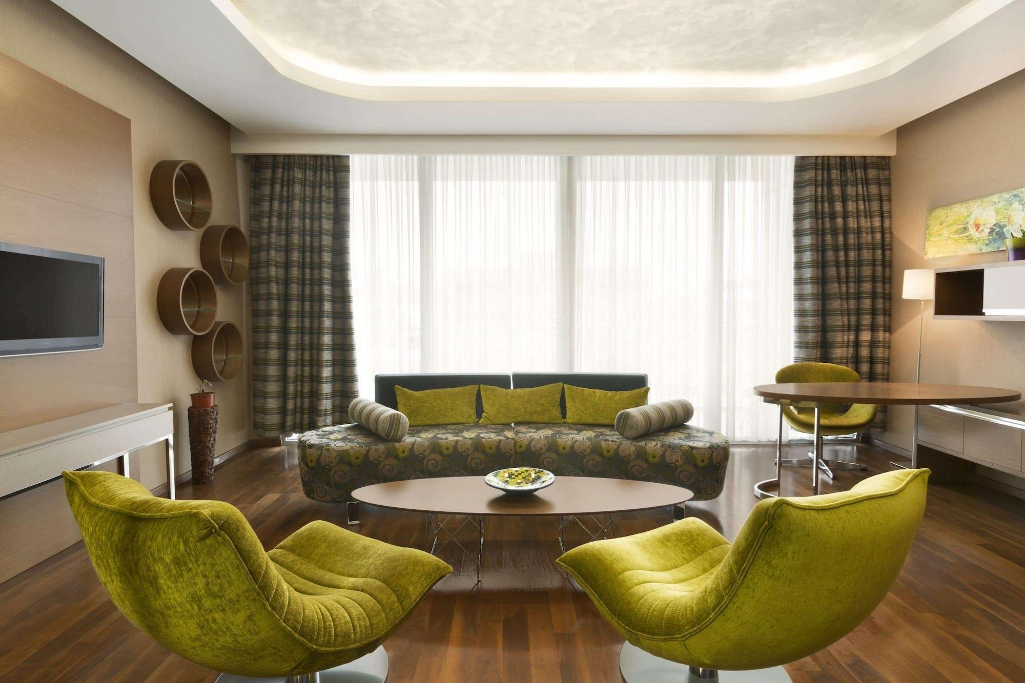 Ramada By Wyndham 4* Podgorica