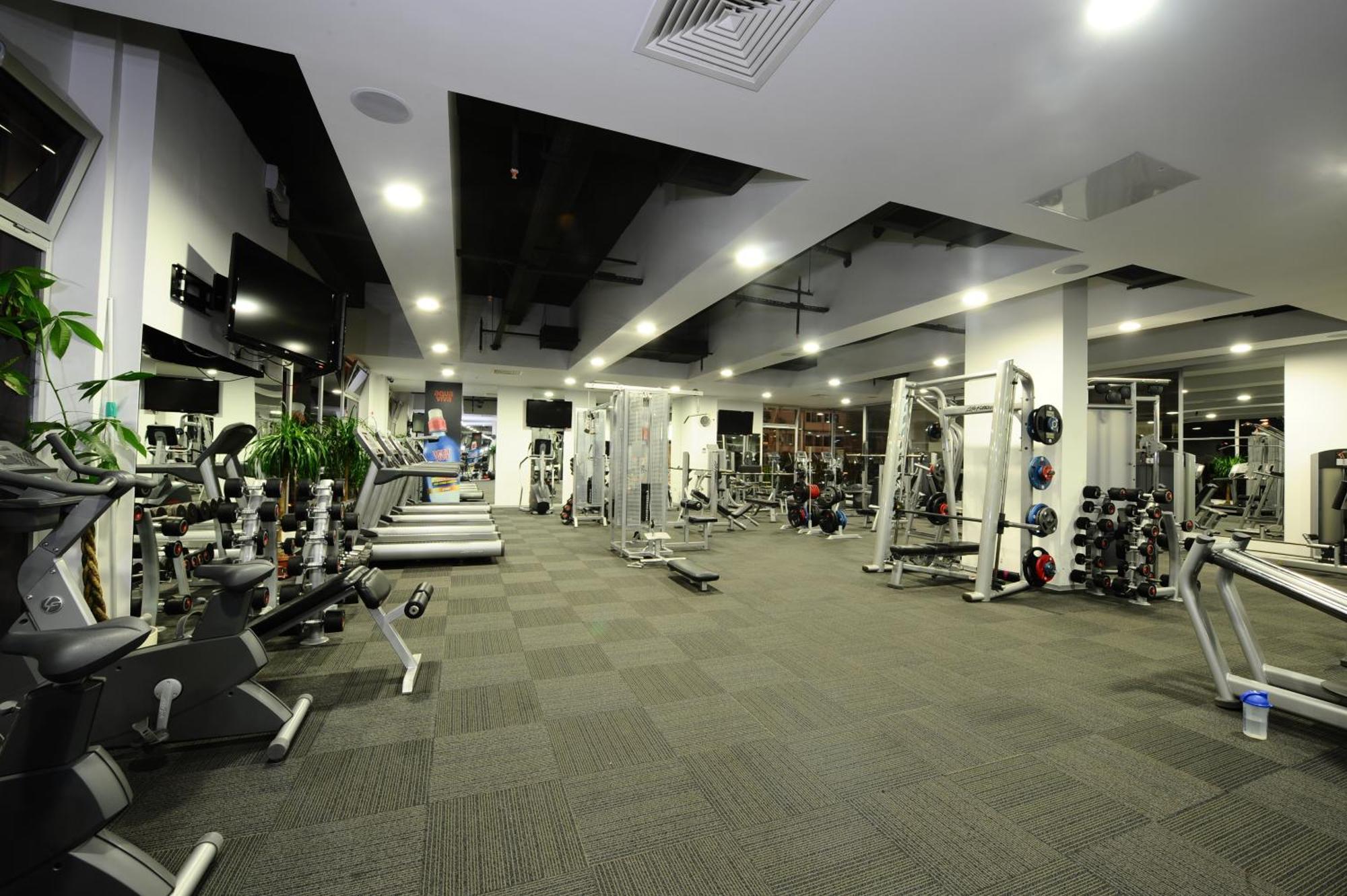 Ramada By Wyndham 4*