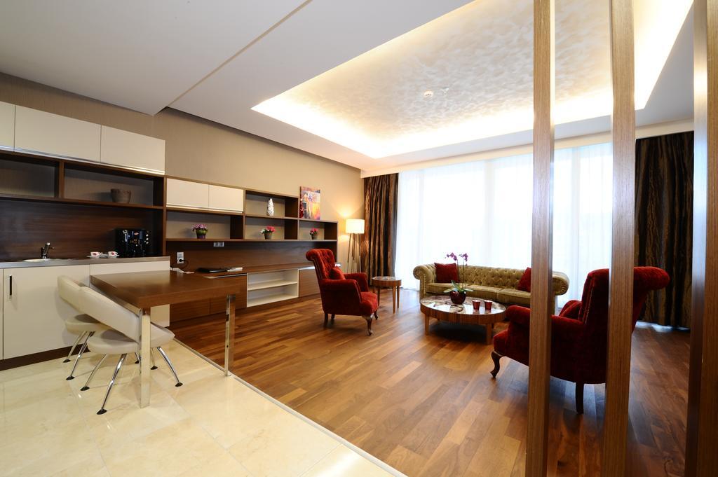 Ramada By Wyndham
