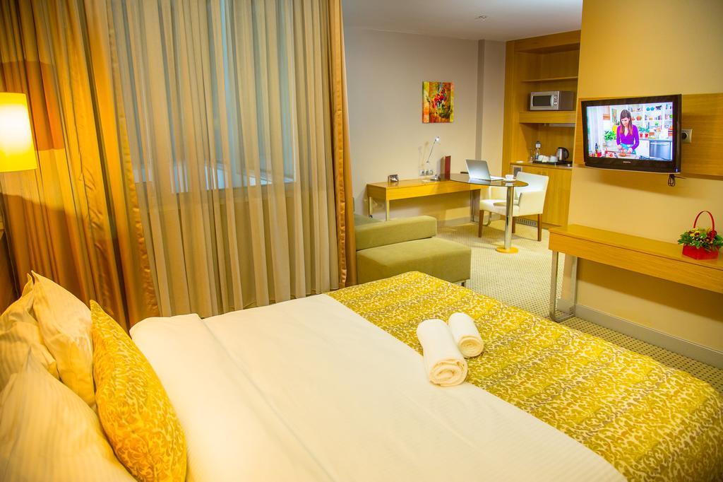 Ramada By Wyndham Hotel